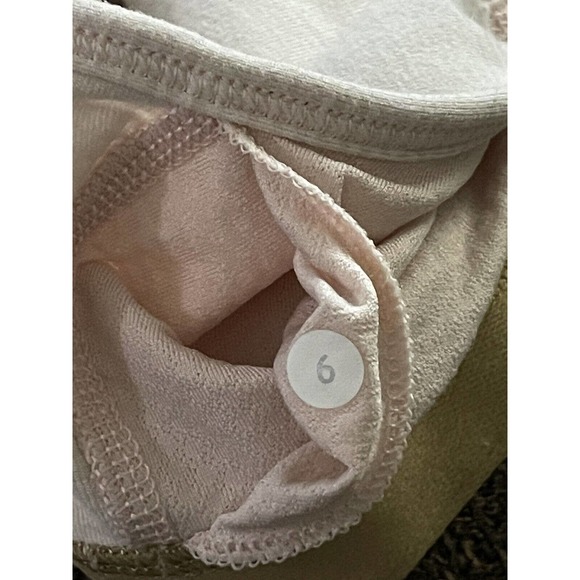 Lululemon Practice Freely Tank Racerback Striped Sports Bra Size 6 Light Pink - Picture 12 of 13
